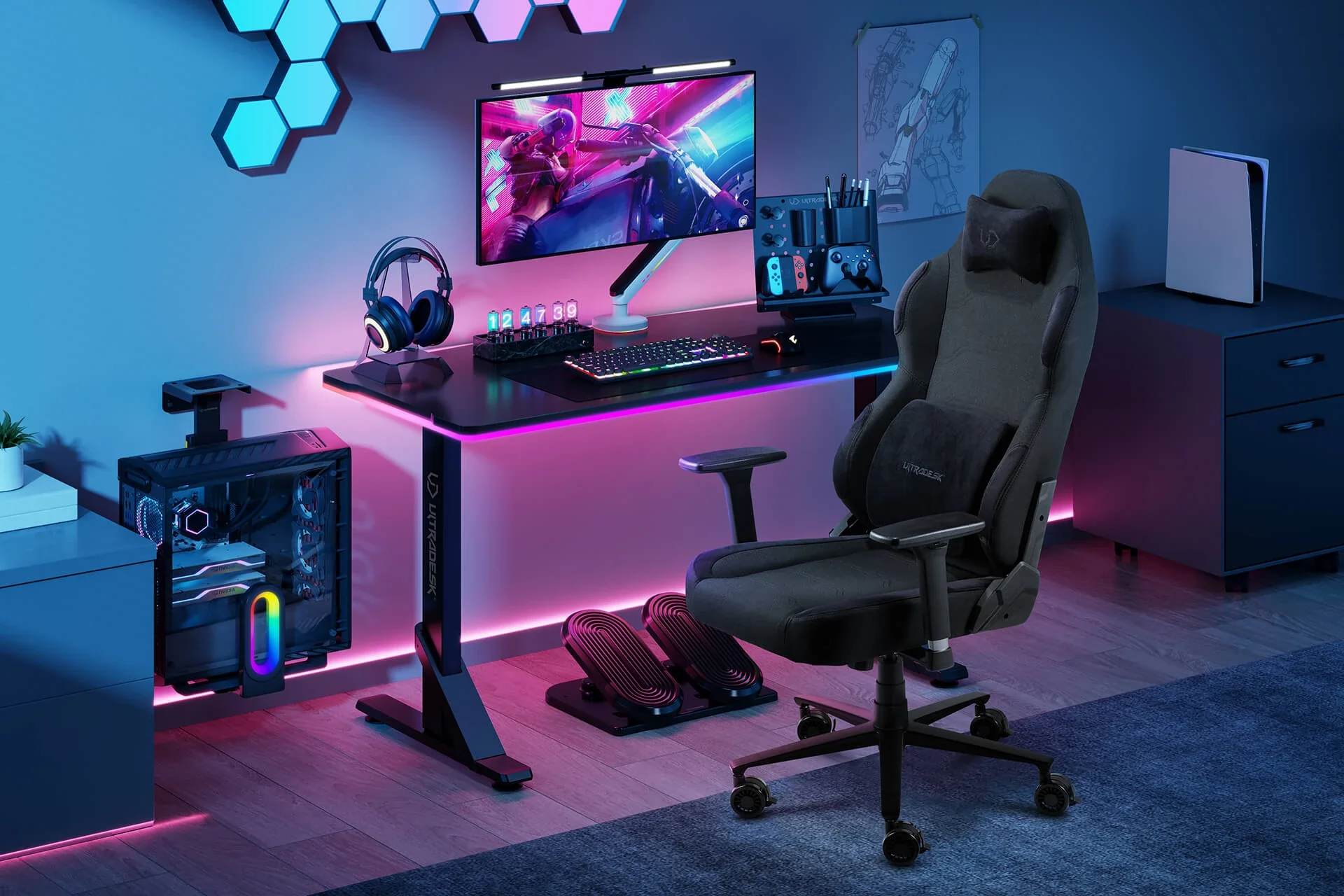pokój gracza wyposażony w biurko, fotel, komputer PC (Personal Computer), monitor, akcesoria do gier oraz kolorowe oświetlenie