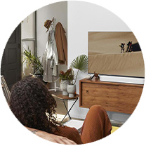 WYRAŹNIEJSZE DIALOGI